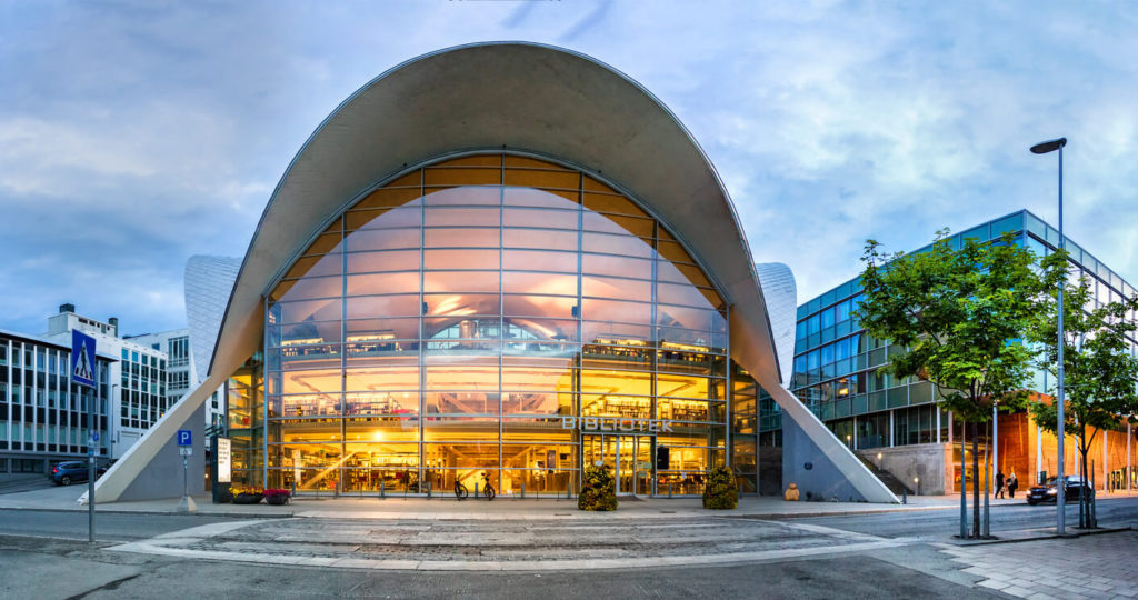 特羅姆瑟圖書館 Tromsø Bibliotek og byarkiv